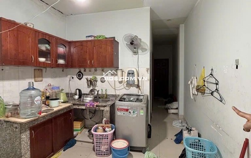 Bán nhà mặt phố Lạc Long Quân, Tân Bình: 140m2, 4 tầng, 6PN, vị trí vàng kinh doanh, sổ hồng chính chủ, giá chỉ 25 tỷ!